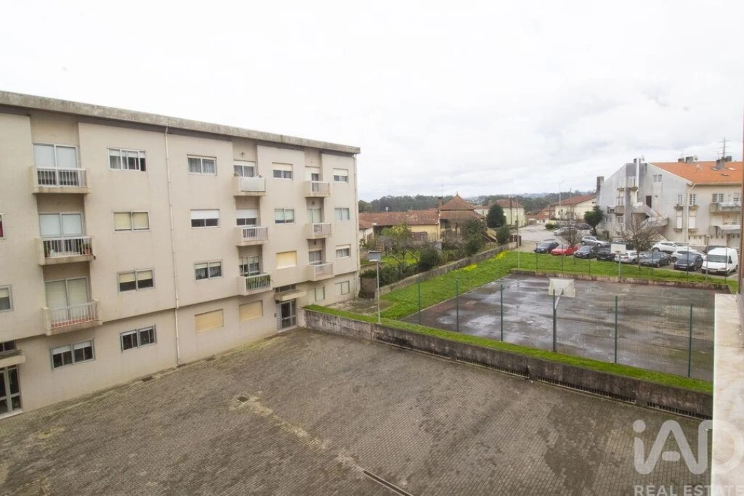 Apartamento T3 para Venda em Espinho Foto 15