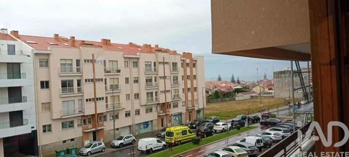 Apartamento T3 para Venda em Espinho Foto 22