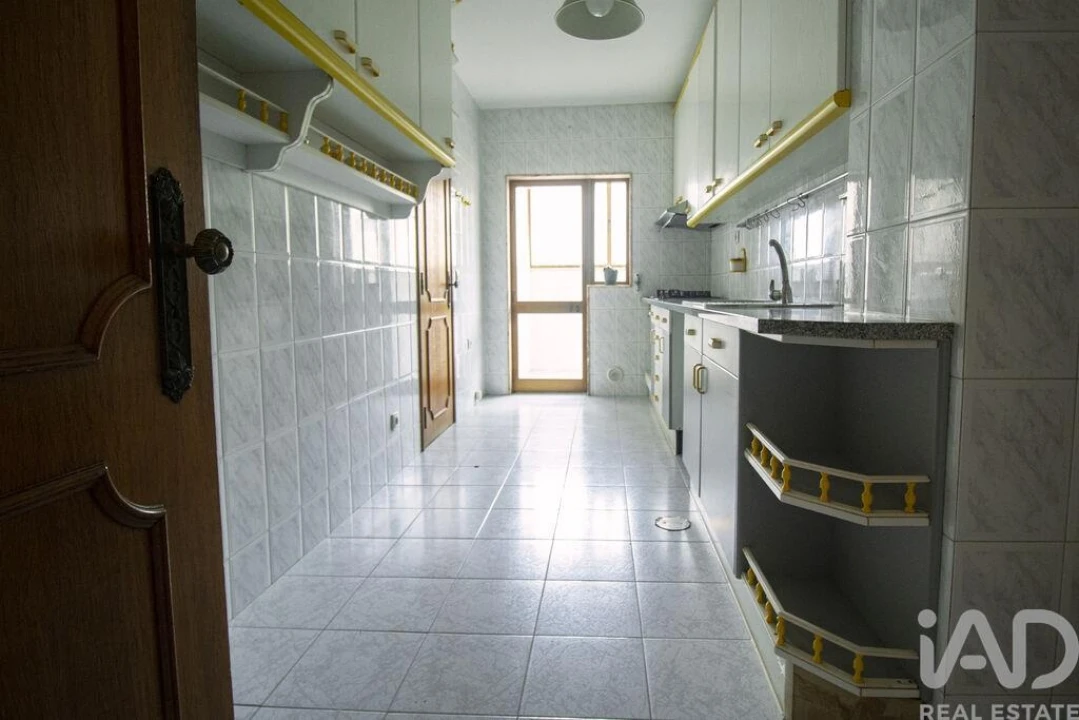 Apartamento T3 para Venda em Espinho Foto 17