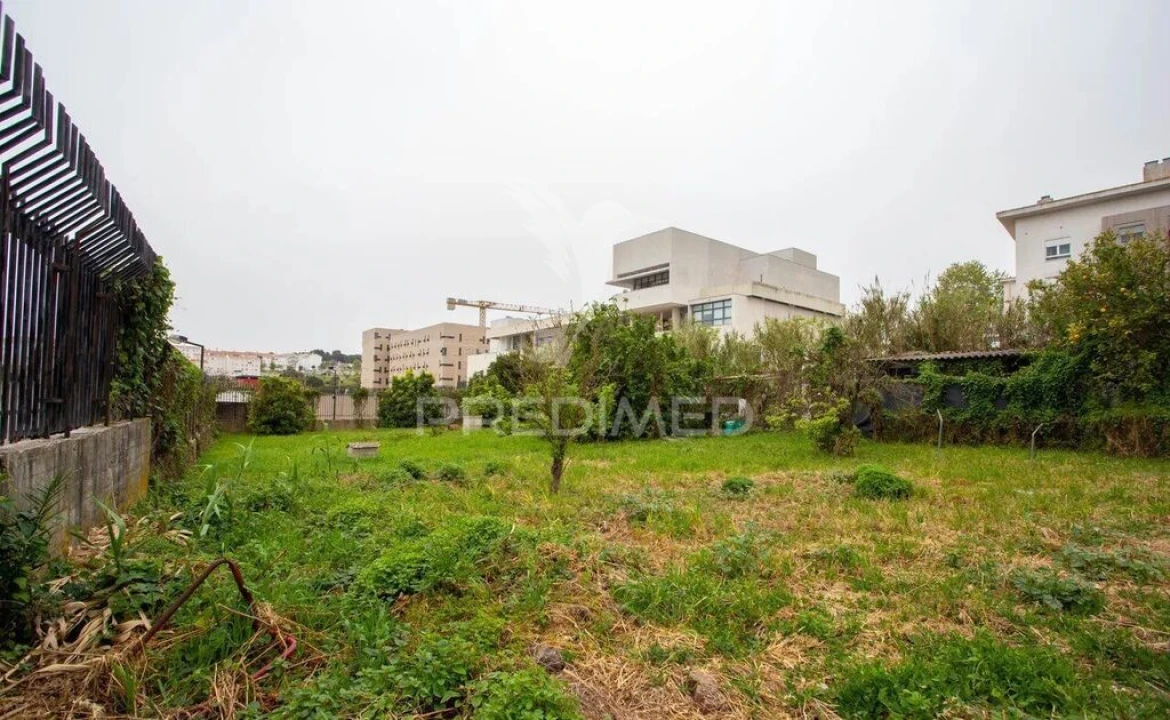 Terreno para Venda em Ajuda Foto 1