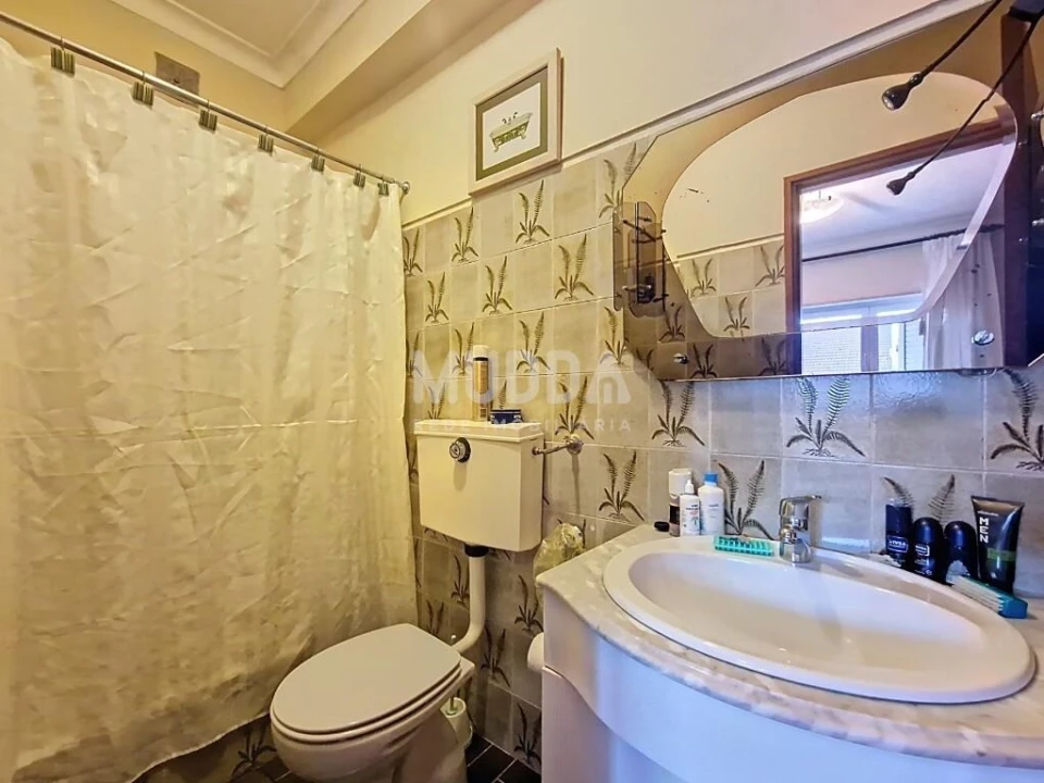 Moradia T6 para Venda em Sé, Santa Maria e Meixedo Foto 11