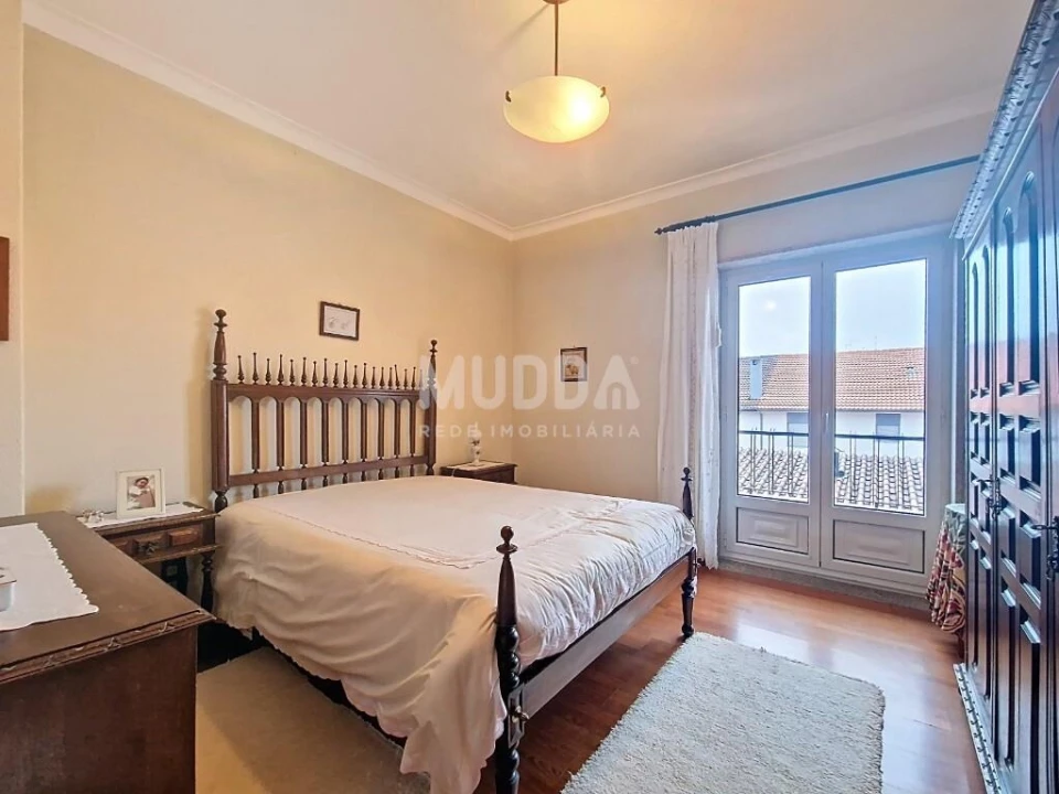 Moradia T6 para Venda em Sé, Santa Maria e Meixedo Foto 10