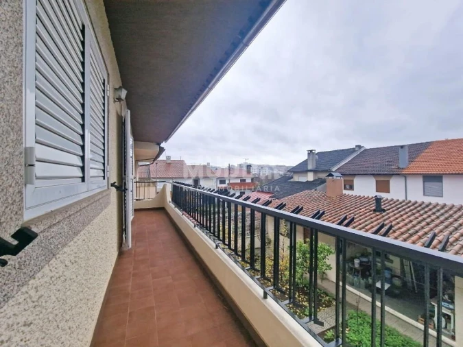 Moradia T6 para Venda em Sé, Santa Maria e Meixedo Foto 9