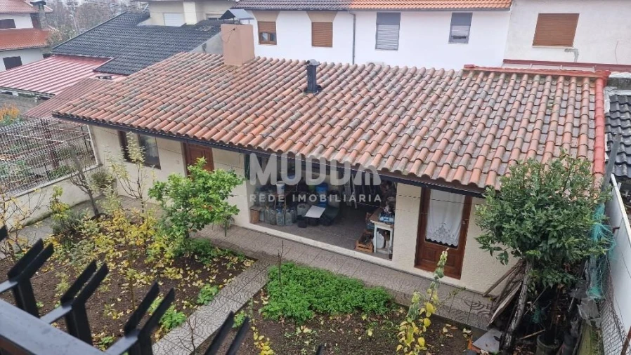 Moradia T6 para Venda em Sé, Santa Maria e Meixedo Foto 2