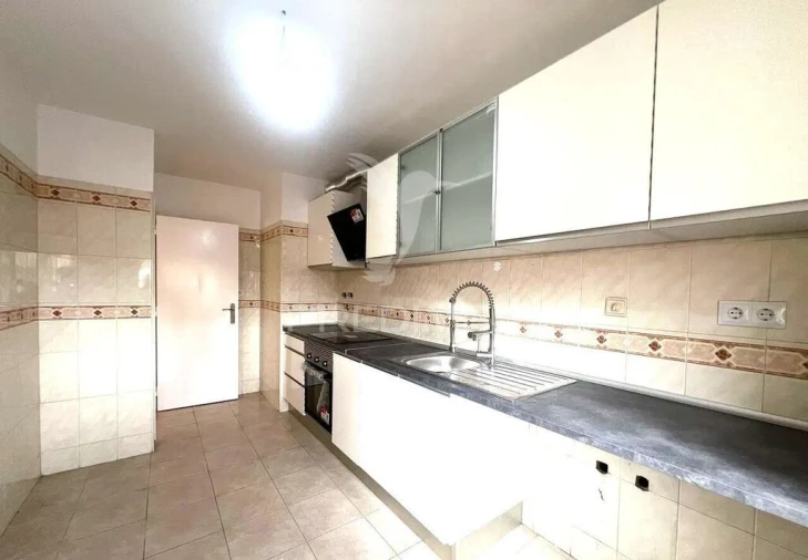 Apartamento T2 para Venda em Algueirão-Mem Martins