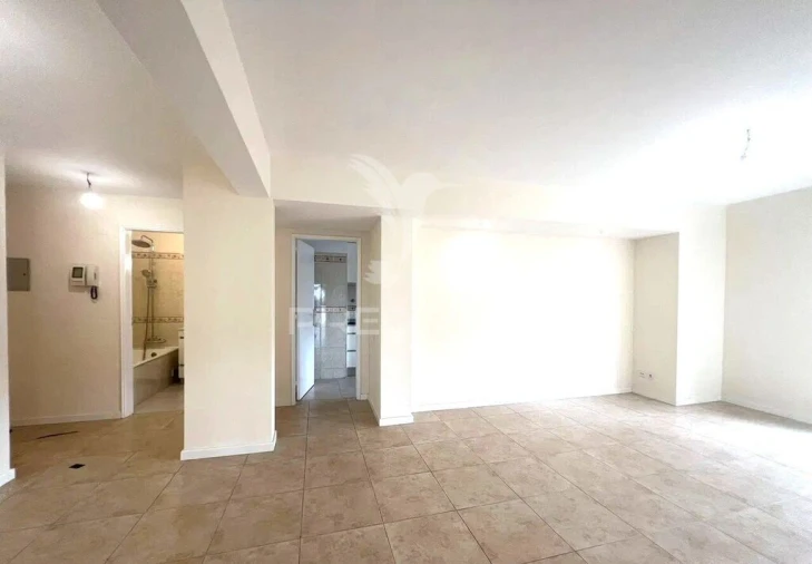 Apartamento T2 para Venda em Algueirão-Mem Martins Foto 4