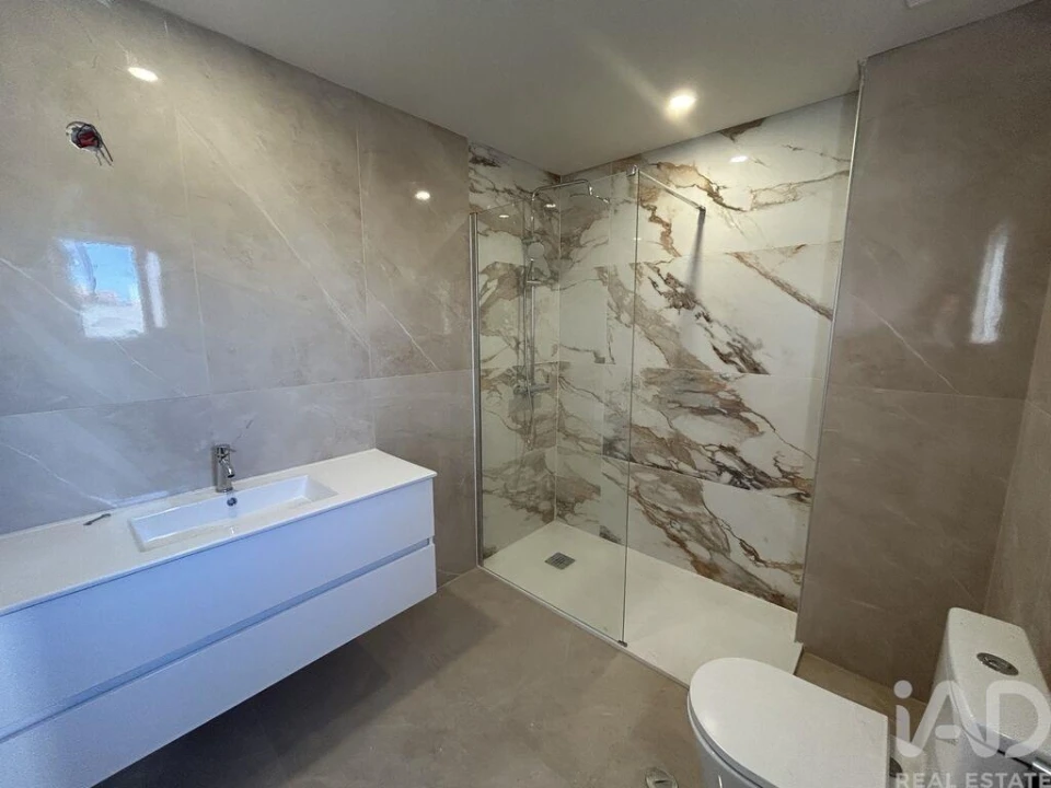 Apartamento T4 para Venda em Albufeira e Olhos de Água Foto 18