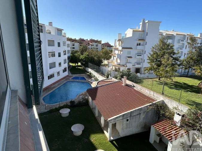 Apartamento T4 para Venda em Albufeira e Olhos de Água Foto 13
