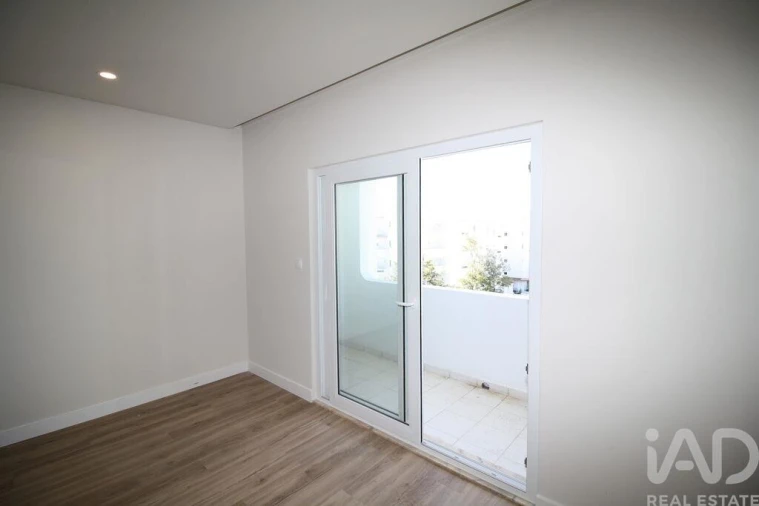 Apartamento T4 para Venda em Albufeira e Olhos de Água Foto 25