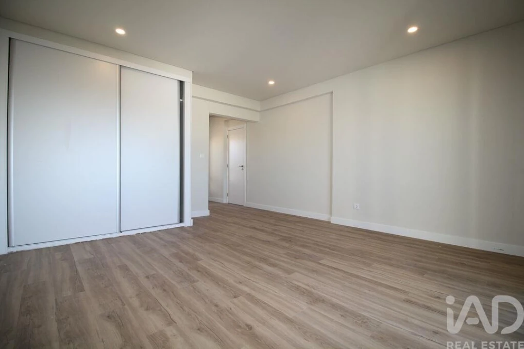 Apartamento T4 para Venda em Albufeira e Olhos de Água Foto 24