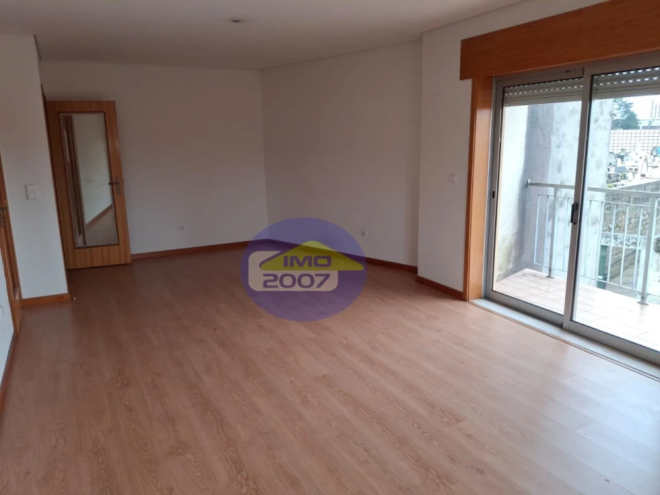 Apartamento T3 para Venda em Bonfim Foto 7