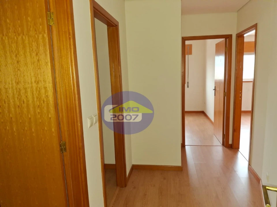 Apartamento T3 para Venda em Bonfim Foto 30
