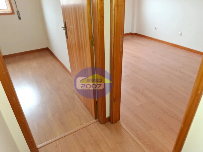 Apartamento T3 para Venda em Bonfim Foto 24
