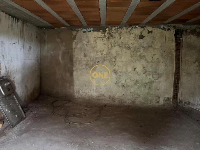 Moradia T4 para Venda em Gemieira Foto 4