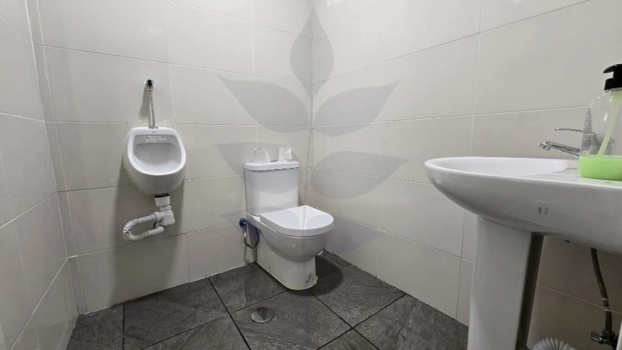 Loja para Arrendamento em Braga (São José de São Lázaro e São João do Souto) Foto 9