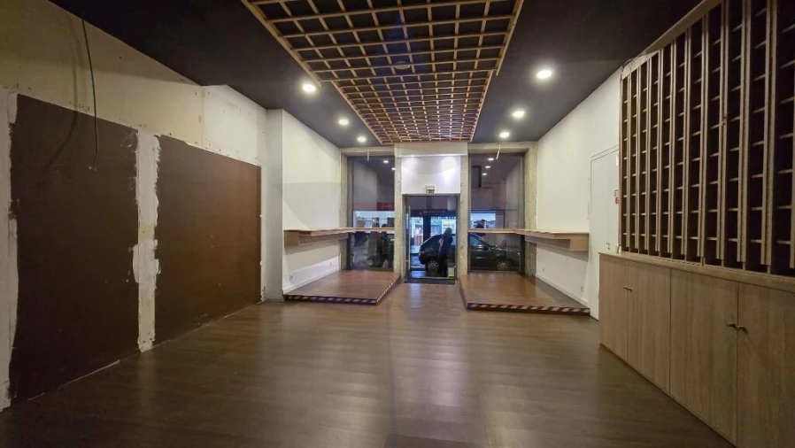 Loja para Arrendamento em Braga (São José de São Lázaro e São João do Souto) Foto 2