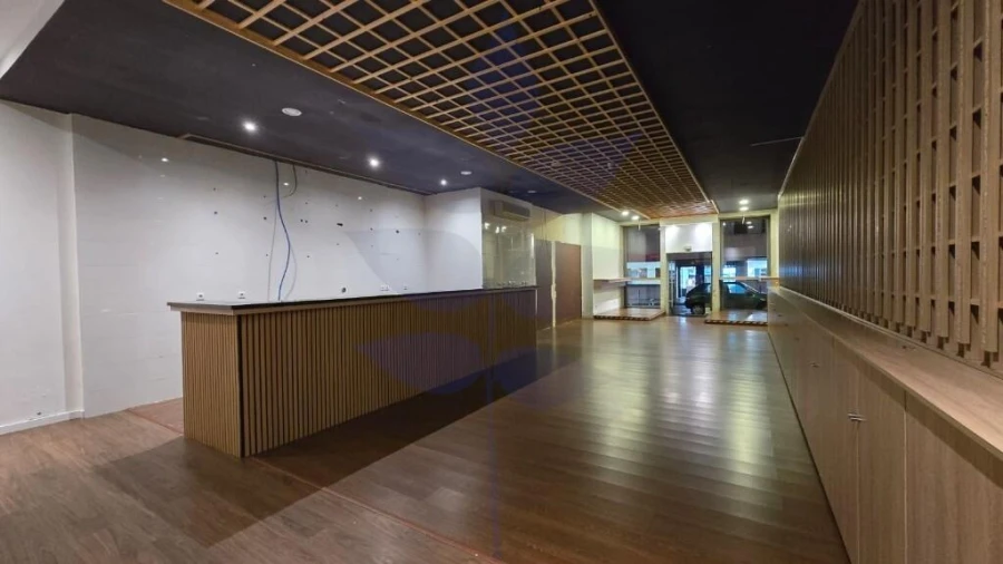 Loja para Arrendamento em Braga (São José de São Lázaro e São João do Souto) Foto 1