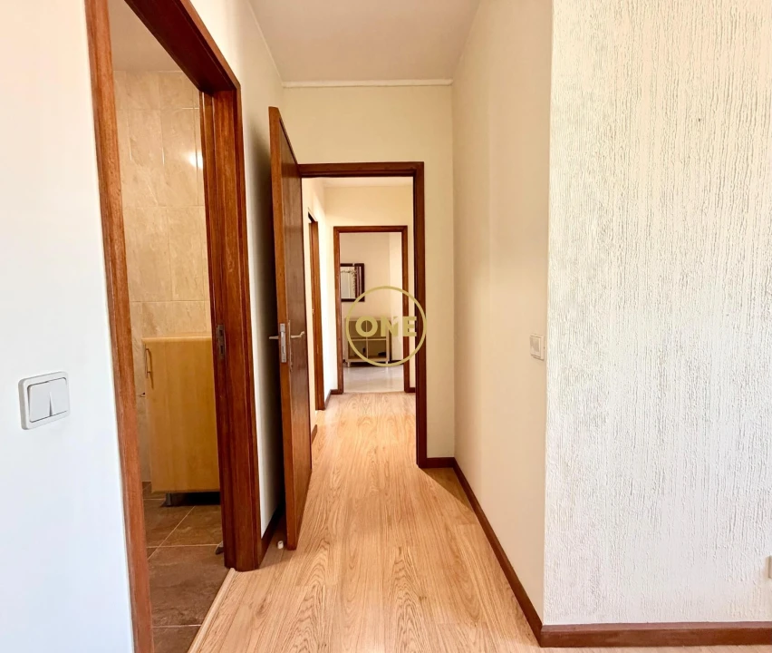 Apartamento T2 para Venda em Mafamude e Vilar do Paraíso Foto 6