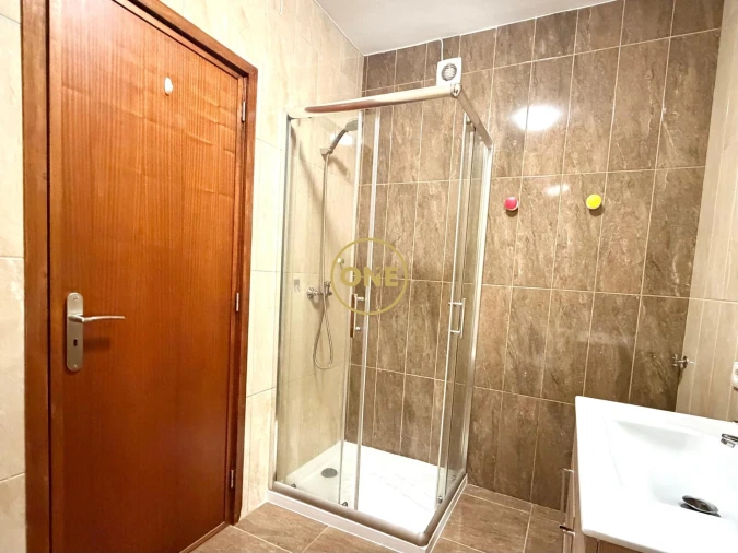 Apartamento T2 para Venda em Mafamude e Vilar do Paraíso Foto 12