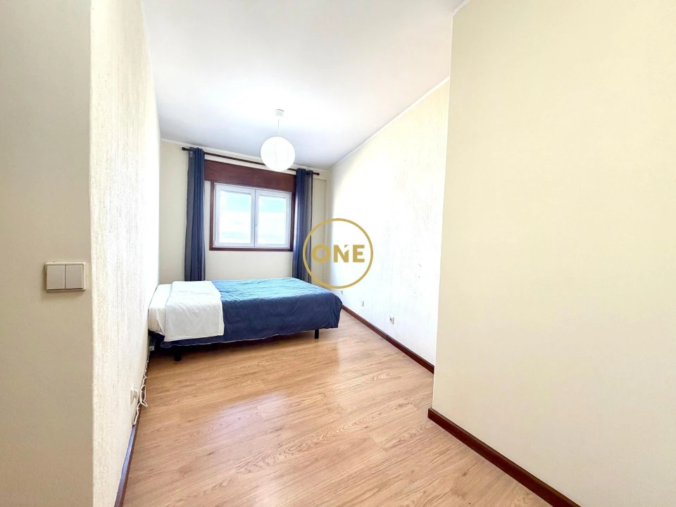 Apartamento T2 para Venda em Mafamude e Vilar do Paraíso Foto 11