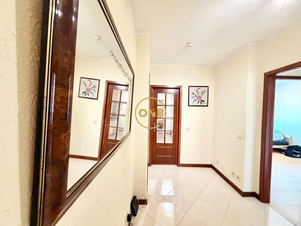 Apartamento T2 para Venda em Mafamude e Vilar do Paraíso Foto 3