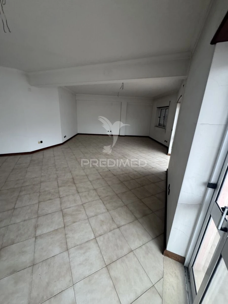 Loja para Venda em Arrimal e Mendiga Foto 19