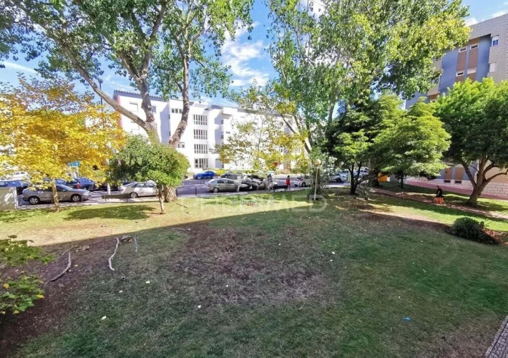 Apartamento T2 para Venda em Oeiras e São Julião da Barra, Paço de Arcos e Caxias Foto 16