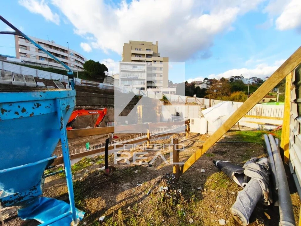 Apartamento T3 para Venda em Lordelo Foto 6