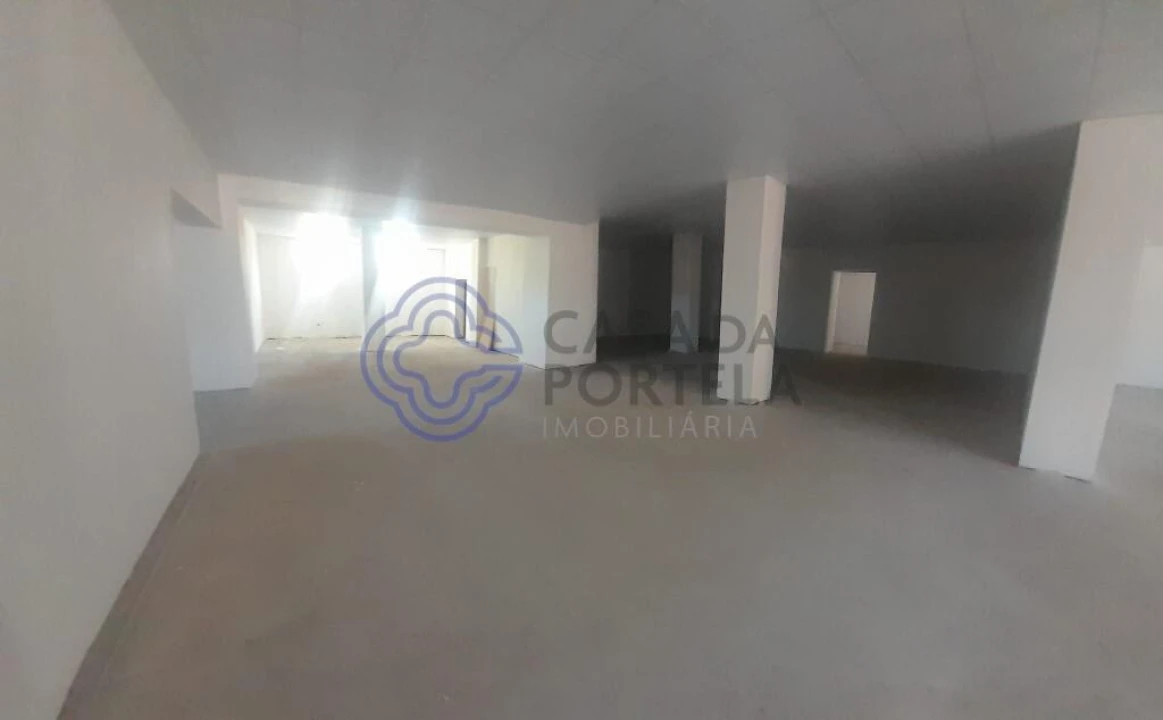 Loja para Venda em Peso e Vales do Rio Foto 5