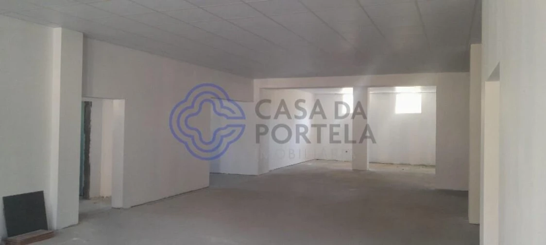 Loja para Venda em Peso e Vales do Rio Foto 11