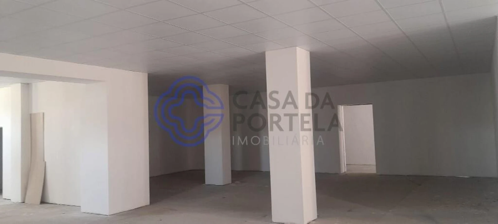 Loja para Venda em Peso e Vales do Rio Foto 12