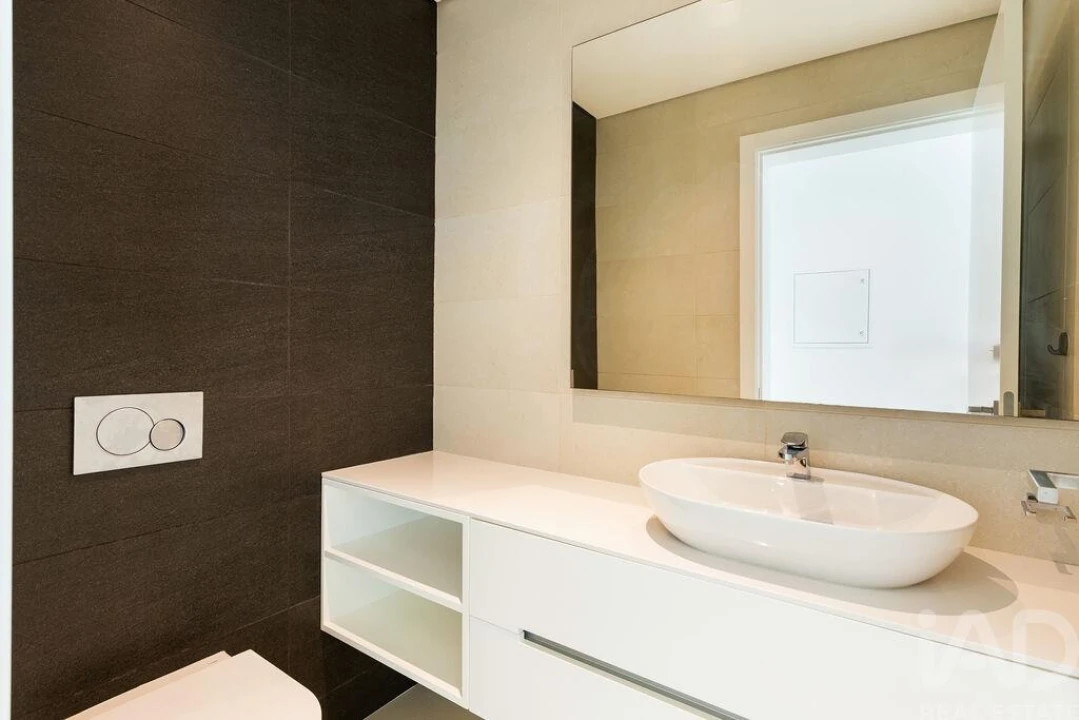 Moradia T3 para Venda em Lagos (São Sebastião e Santa Maria) Foto 16