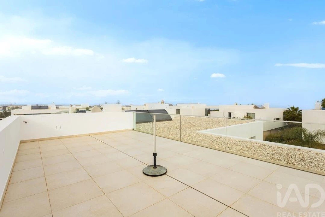 Moradia T3 para Venda em Lagos (São Sebastião e Santa Maria) Foto 25