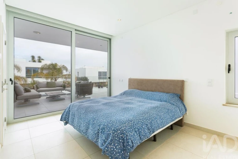 Moradia T3 para Venda em Lagos (São Sebastião e Santa Maria) Foto 13