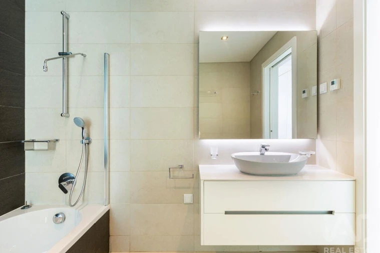 Moradia T3 para Venda em Lagos (São Sebastião e Santa Maria) Foto 21