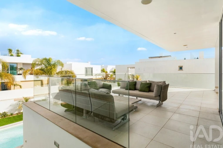 Moradia T3 para Venda em Lagos (São Sebastião e Santa Maria) Foto 11