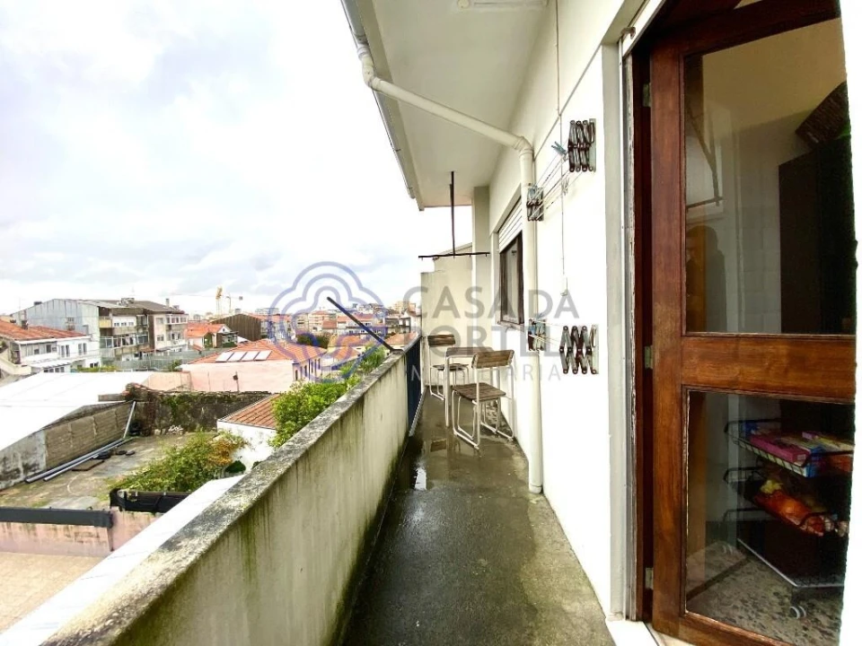 Apartamento T2 para Venda em Paranhos Foto 11