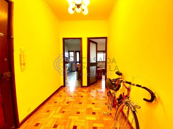 Apartamento T2 para Venda em Paranhos Foto 19