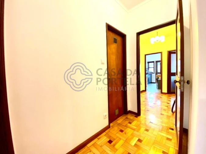 Apartamento T2 para Venda em Paranhos Foto 18