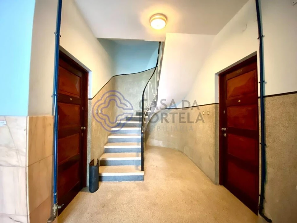 Apartamento T2 para Venda em Paranhos Foto 28