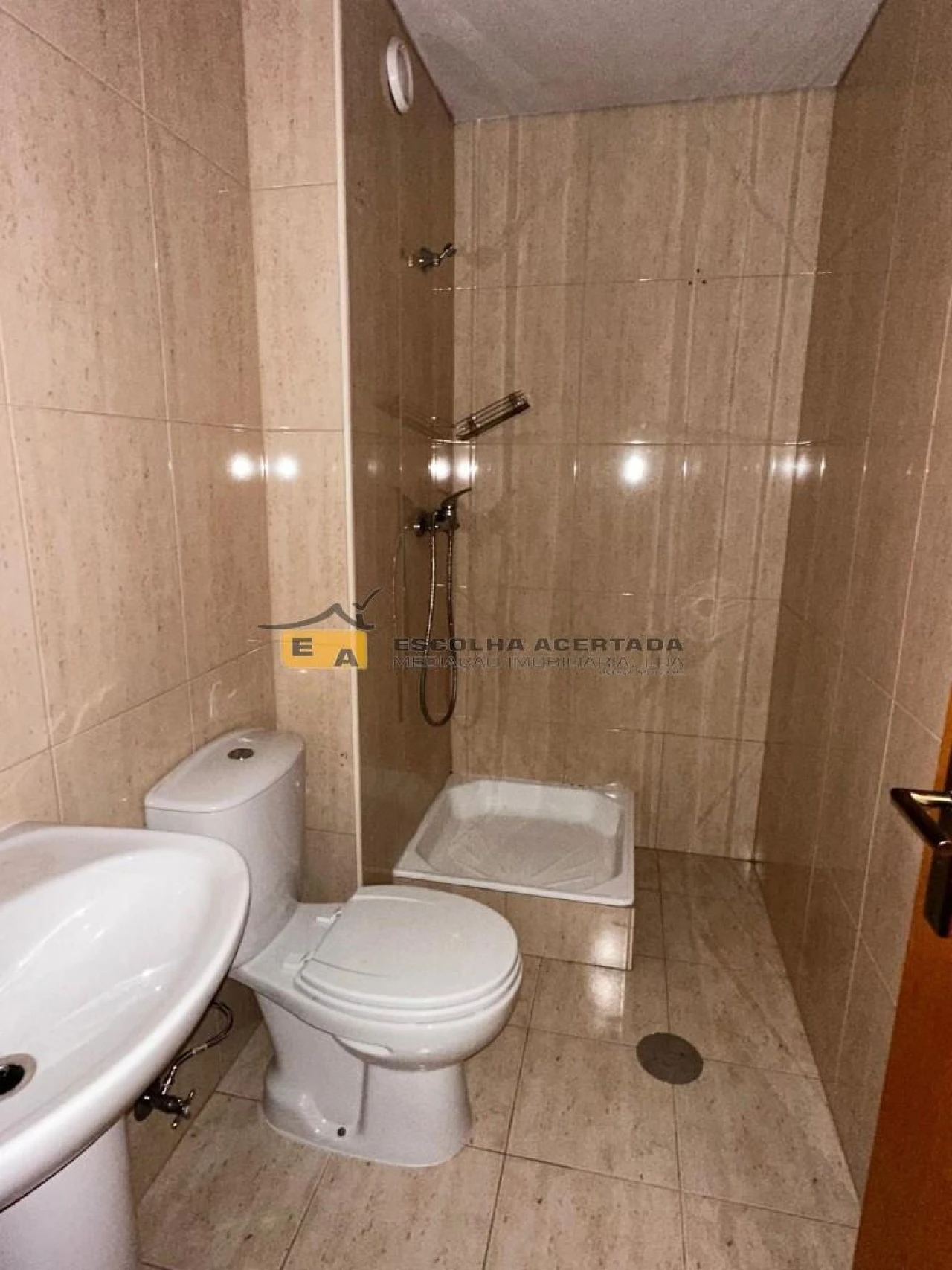 Apartamento T3 para Venda em Bonfim Foto 11