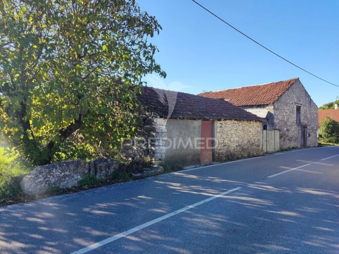 Terreno para Venda em Atouguia