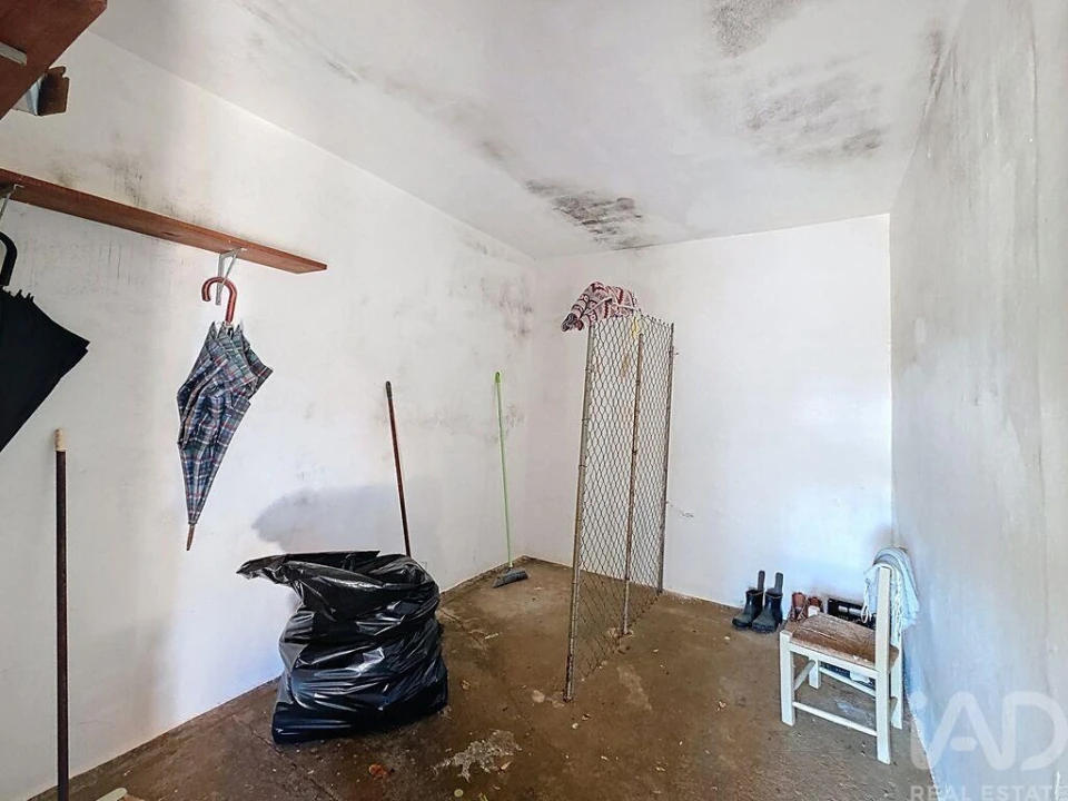 Moradia T3 para Venda em Rio de Moinhos Foto 29