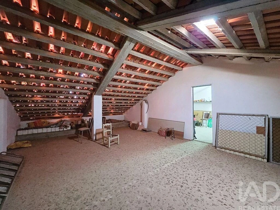 Moradia T3 para Venda em Rio de Moinhos Foto 33