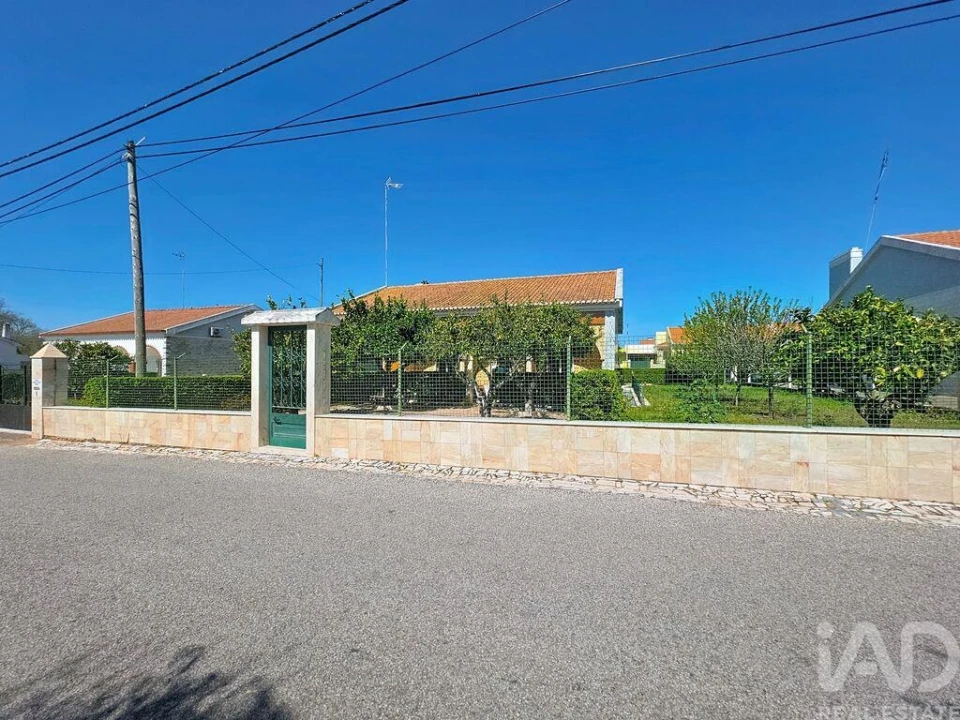 Moradia T3 para Venda em Rio de Moinhos Foto 4