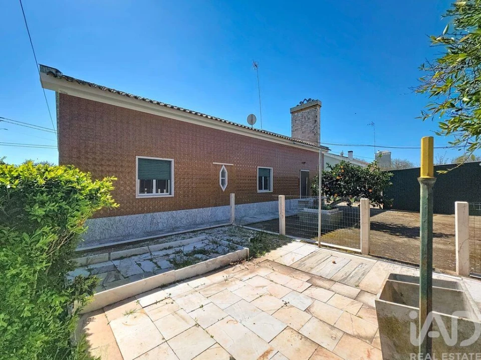 Moradia T3 para Venda em Rio de Moinhos Foto 31