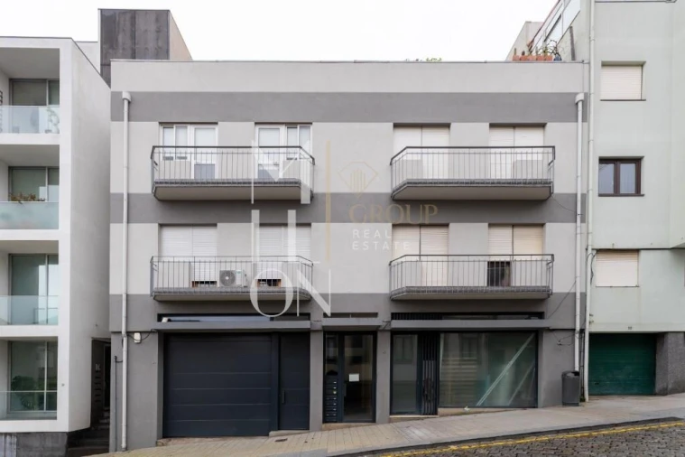 Apartamento T2 para Venda em Lordelo do Ouro e Massarelos