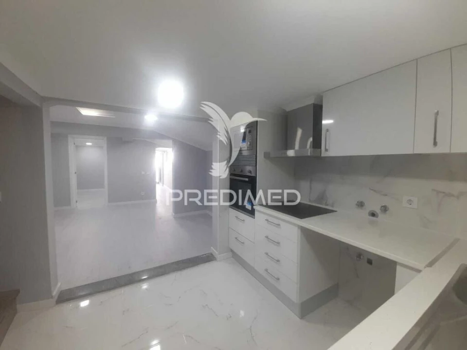 Moradia T1 para Venda em Benavente Foto 14