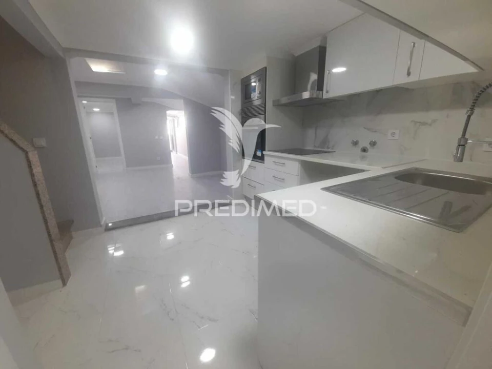 Moradia T1 para Venda em Benavente Foto 2