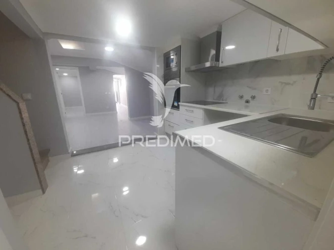 Moradia T1 para Venda em Benavente Foto 2